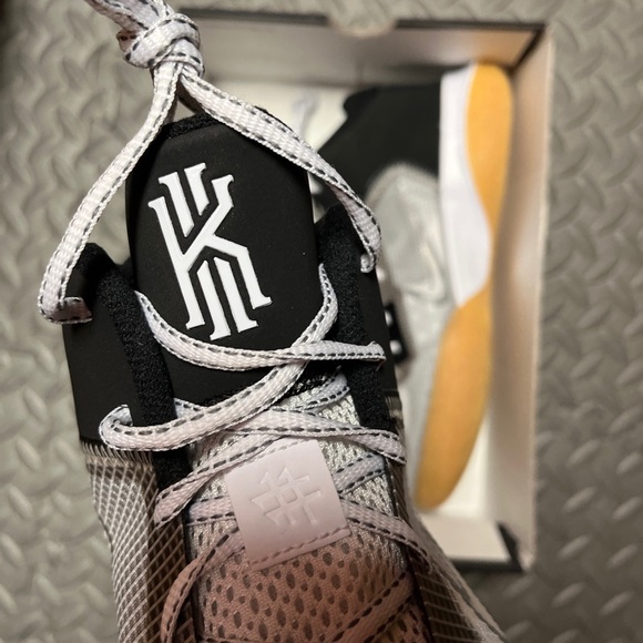 Sold - Picture 7 of 8